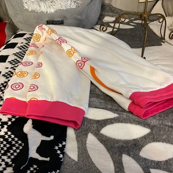 Official Dunkin’ Donuts sweatpants joggers  2020 drop your favorite joggers - Picture 1 of 7